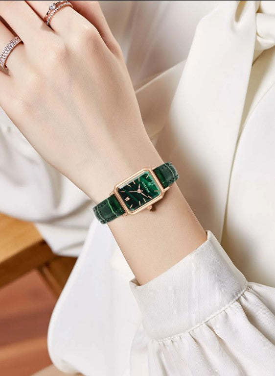 Coffret de Montre pour Femme avec Jours de la Semaine (prix détail)